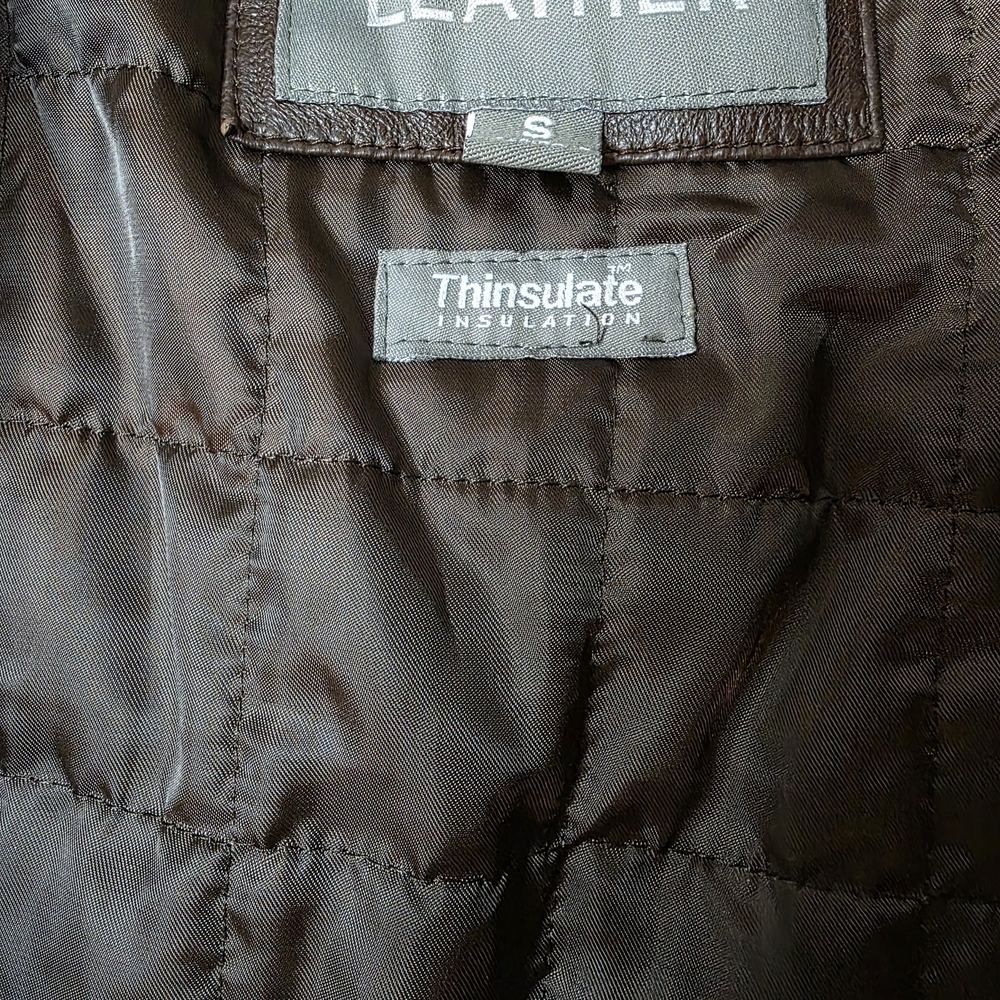 Women’s Wilsons Leather Jacket w/ Thinsulate Insulation Size: Smm - Picture 4 of 7